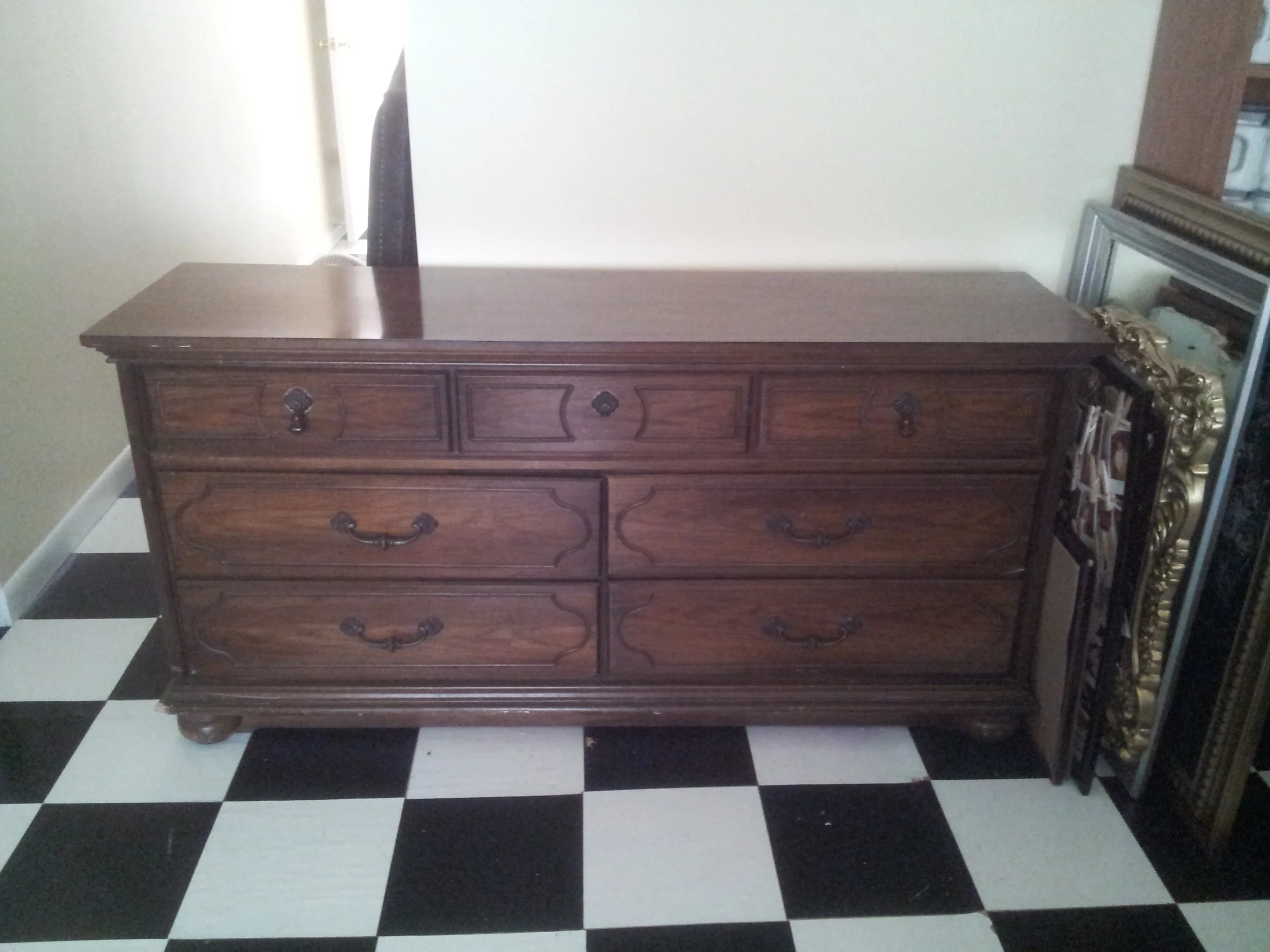 Craigslist dresser outlet